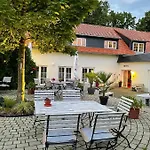 Hainberg Garni Hotel