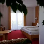 Hainberg Garni 3*