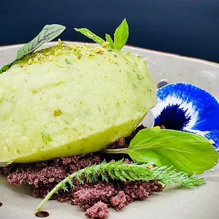 Hainberg Garni فندق 3*