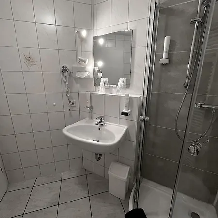 Hotel Hainberg Garni 3*