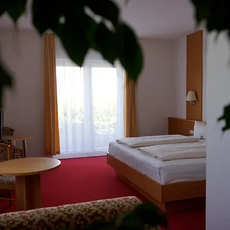 Hainberg Garni 3*