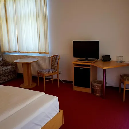 فندق Hainberg Garni Ebersbach-Neugersdorf