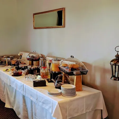 Hainberg Garni Hotel 3*