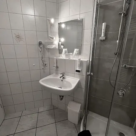 Hainberg Garni فندق