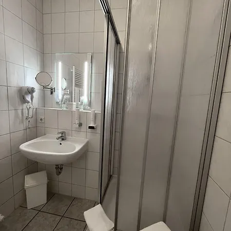 Hainberg Garni Hotel 3*